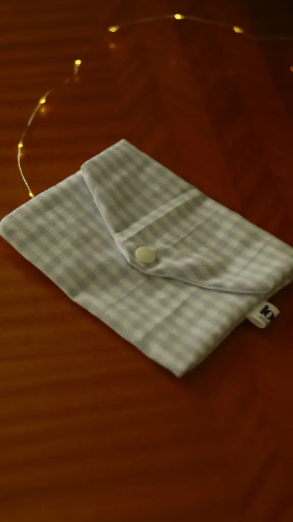 Mini pochette à pression vichy bleu