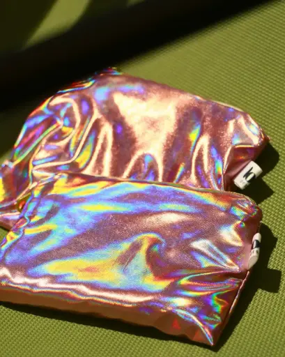 Pochette plate holographique rose