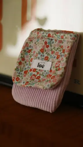 Pochette soignants à fleurs